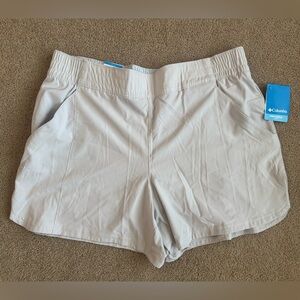 Columbia Women's Shorts